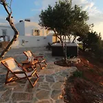 Willa Rouvis With Outdoor Hot Tub Ligaridia