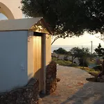 Rouvis With Outdoor Hot Tub Willa Ligaridia