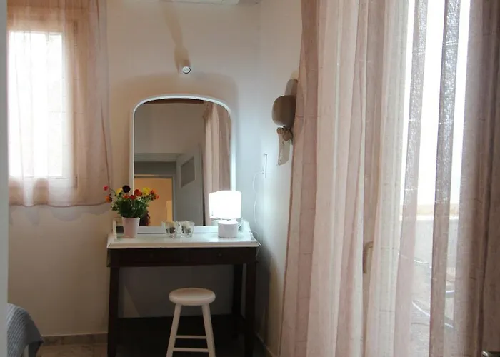 Vila Rouvis With Outdoor Hot Tub Ligaridia